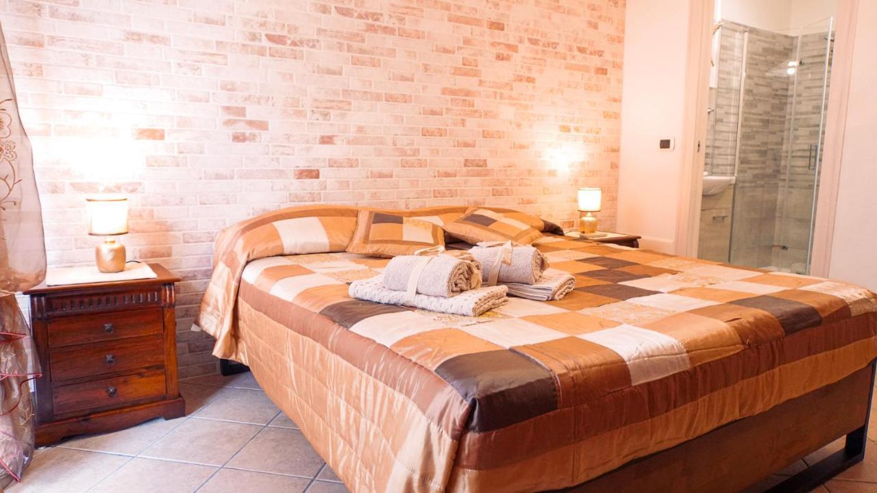 Pm 12 Via Achille Grandi Guest House Alghero Eksteriør billede