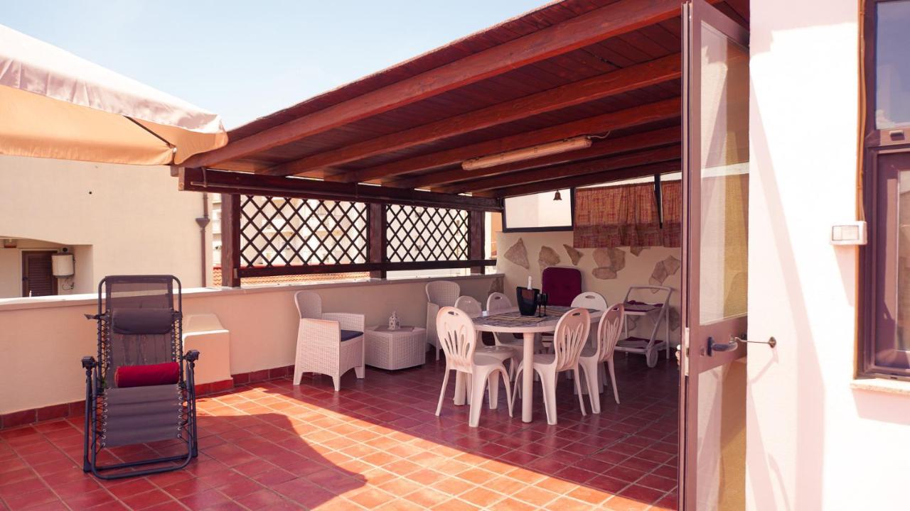 Pm 12 Via Achille Grandi Guest House Alghero Eksteriør billede