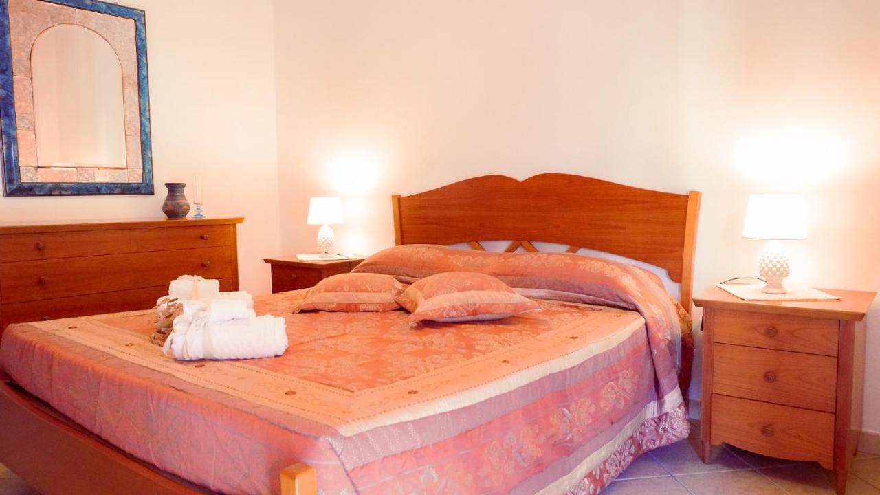 Pm 12 Via Achille Grandi Guest House Alghero Eksteriør billede